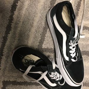 Black vans
